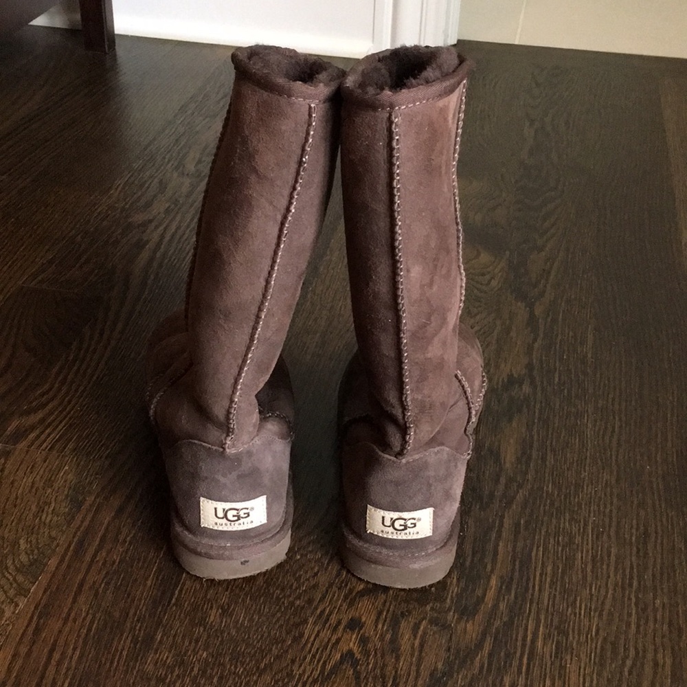 Ugg Classics - image 2